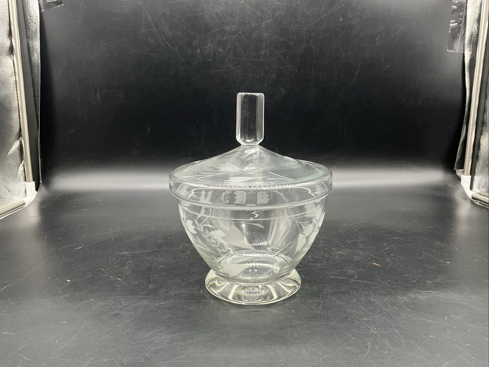 Vtg Floral Etched Glass Apothecary Candy Vanity Jar 7 1/4” T, 6” W