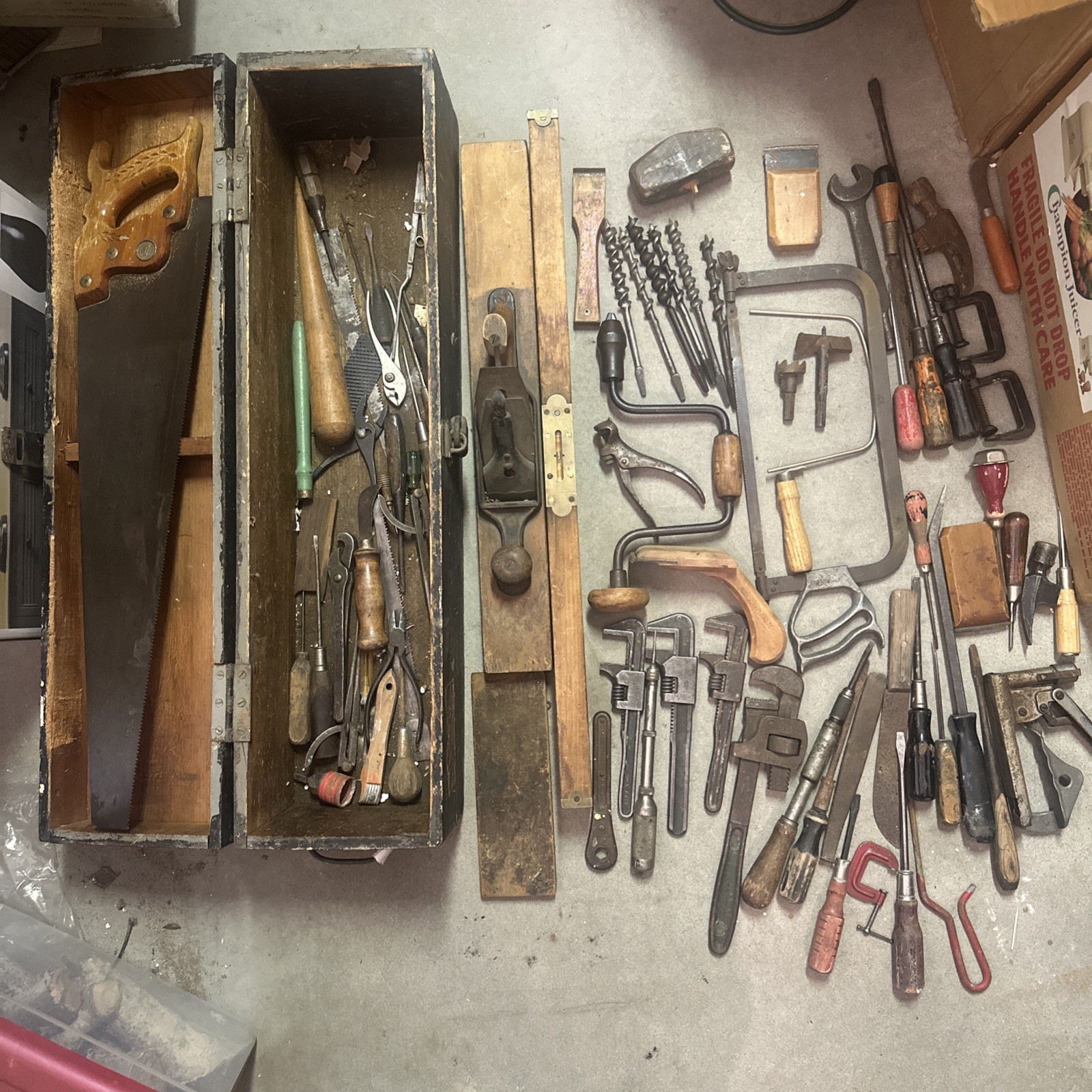 Vintage Carpenter Tool Lot Stanley Millers Falls Atkins North Bros Disston Tools