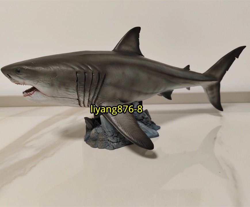 W-dragon 1/35 Carcharocles Megalodon Statue Model PVC Collectible Doll Toys Gift
