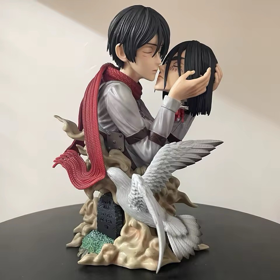 Attack on Titan Eren & Mikasa Figure 22CM “One Last Kiss” Anime Statue Boxed