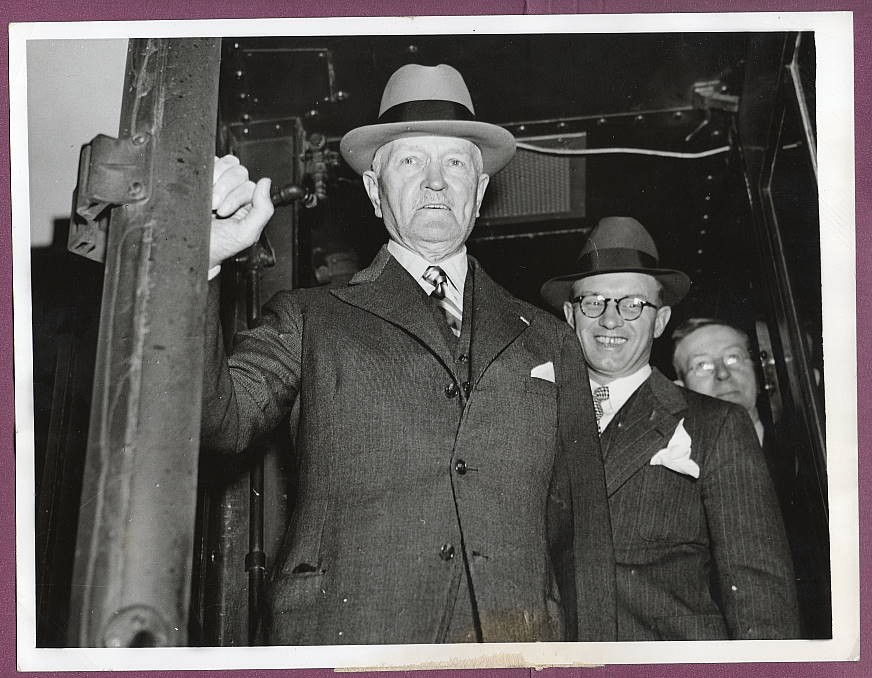 1938 General Pershing Arrives in Chicago for Sons Wedding Original Press Photo