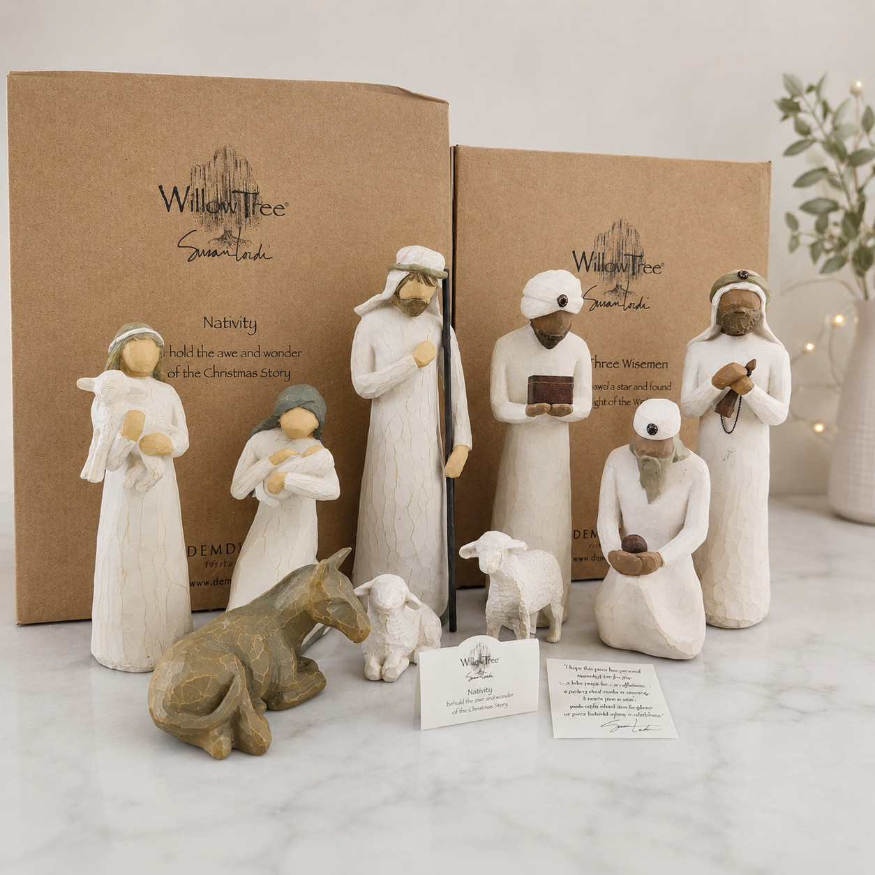 Willow Tree Nativity figurines set (9 PIECES) with nativity and Three Wisemen 
