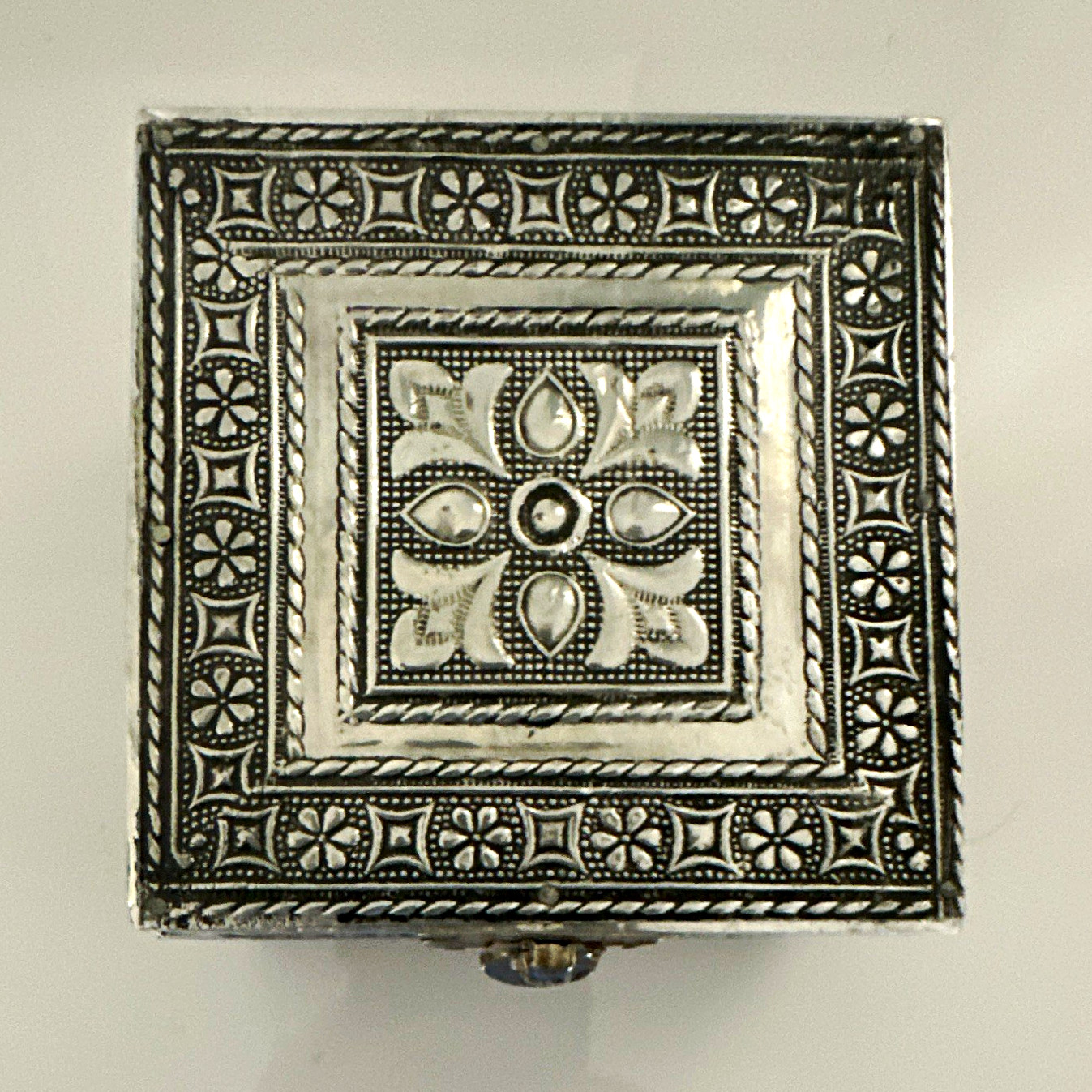 Silver Tone Embossed Square Metal Trinket Box w/ Latch, Hinged Lid, jewelry box