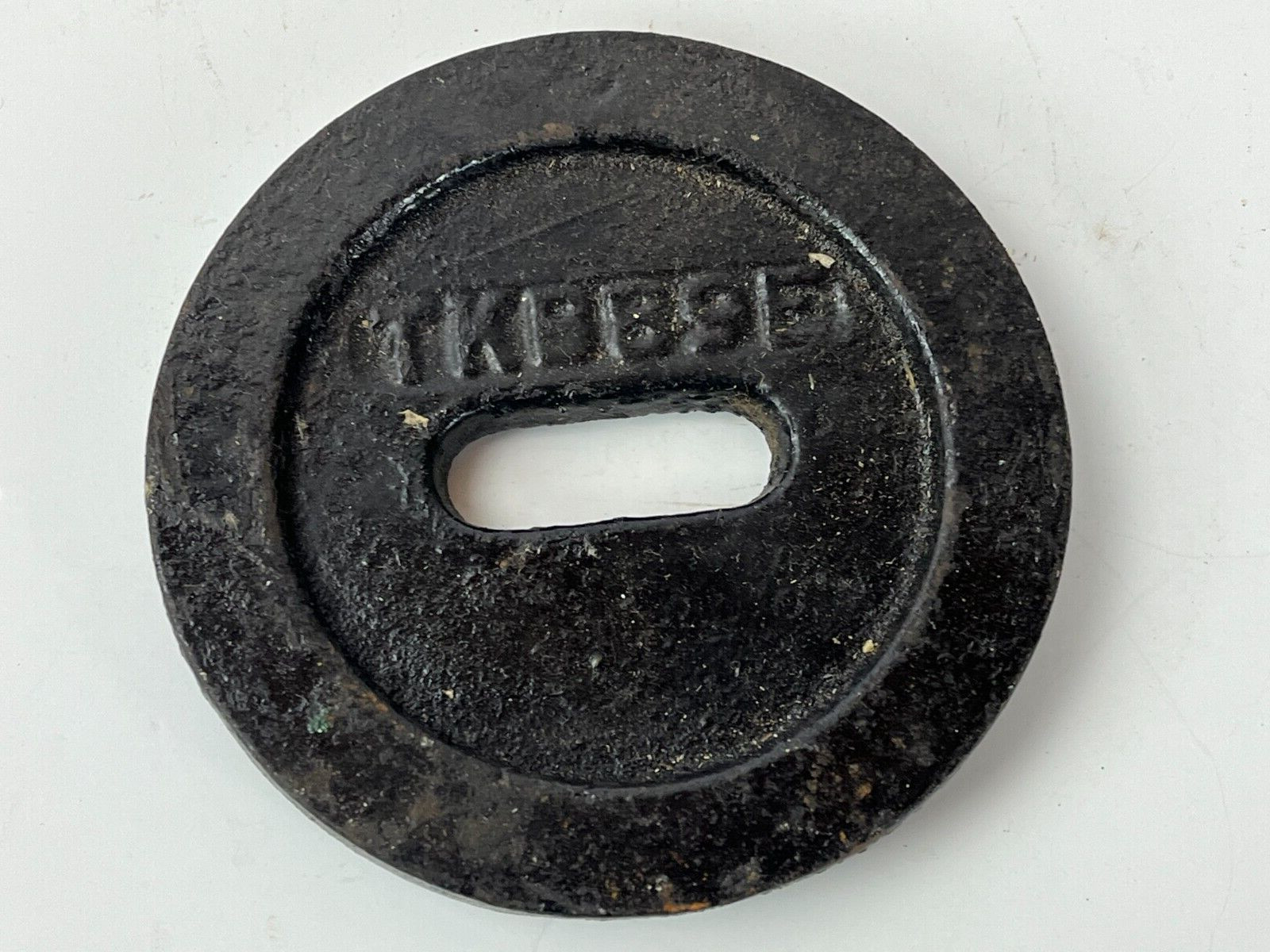 Antique  Scale Weight Cast Iron Hanging Balance Slot Round Disc TK 889E Slotted