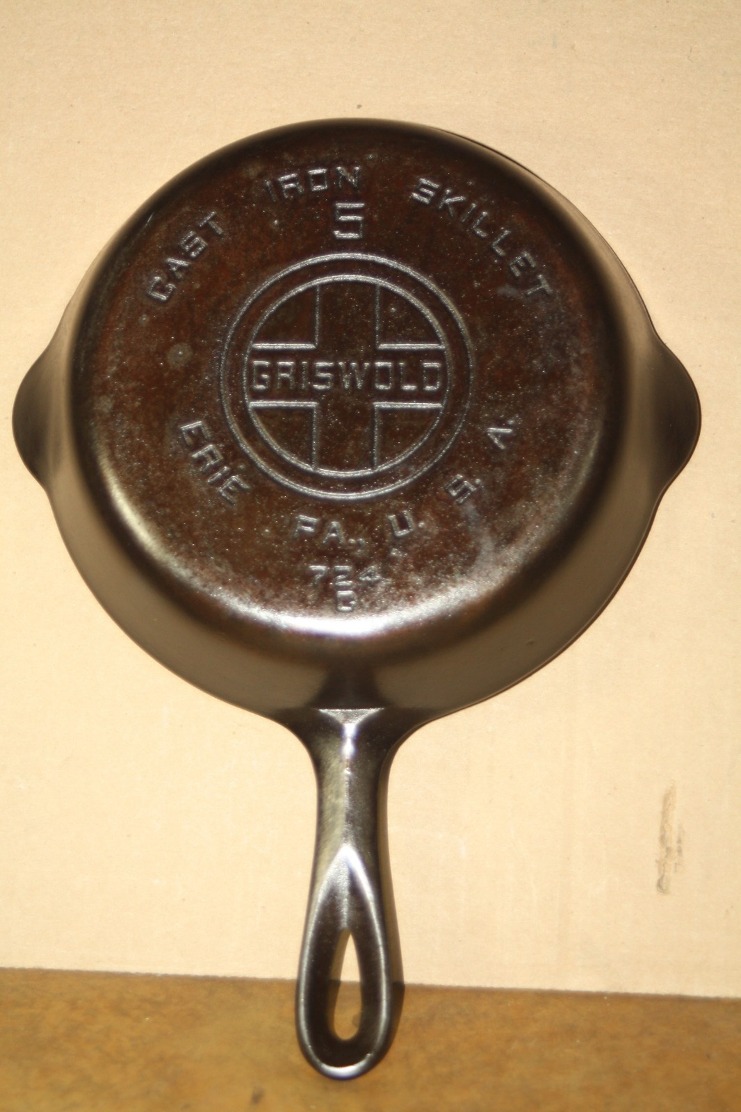 Vintage Griswold No. 5 Cast Iron Skillet 724 C Big Block Logo - Sits Flat
