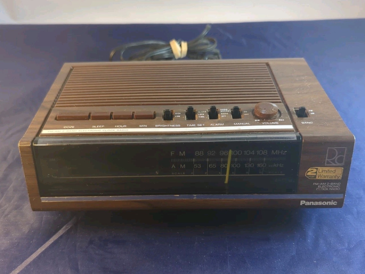 Vintage Panasonic RC-6050 FM AM Electronic Clock Radio Wood Grain Tested