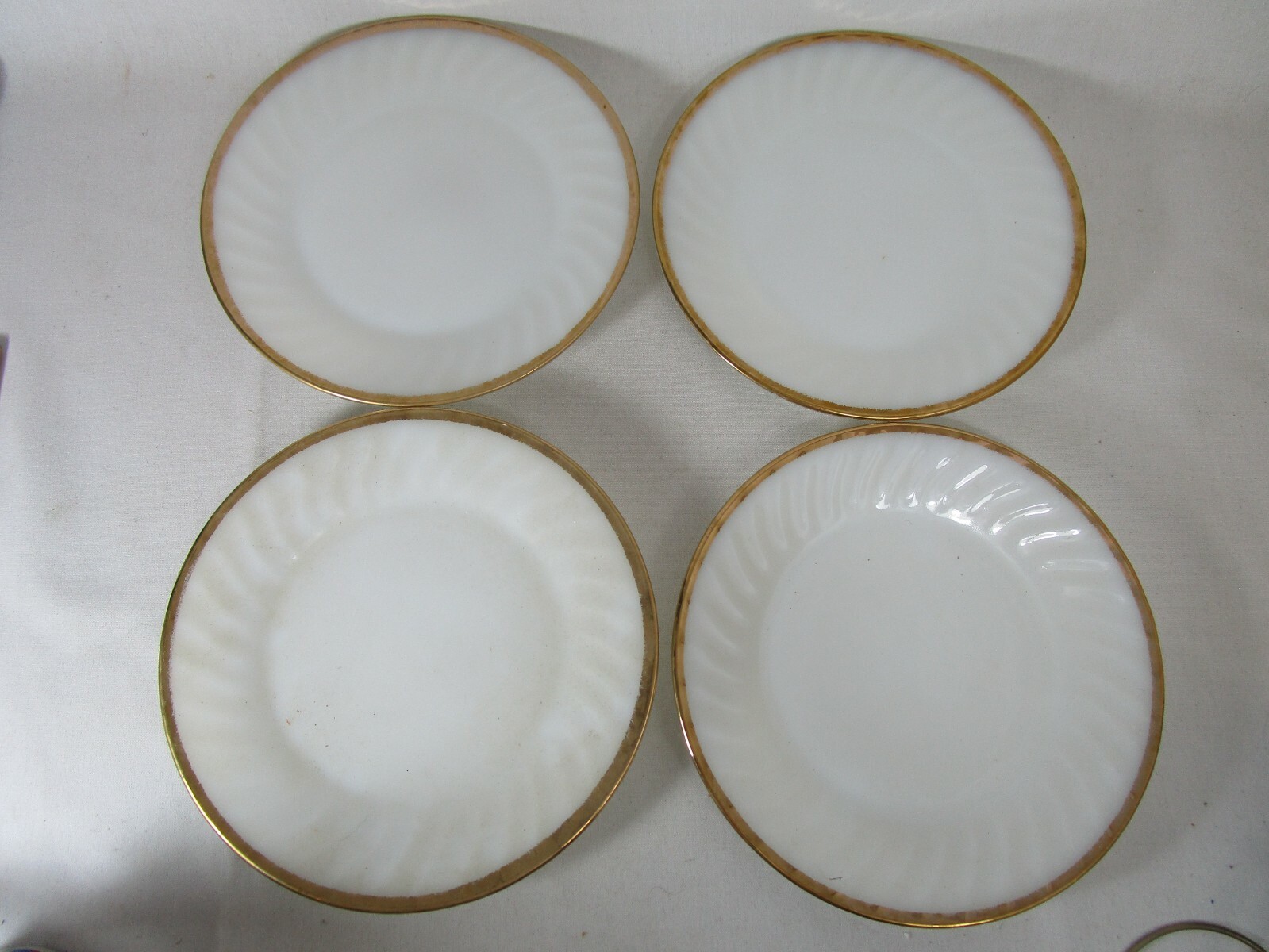 4 Anchor Hocking Fire King Gold Swirl Trim 9