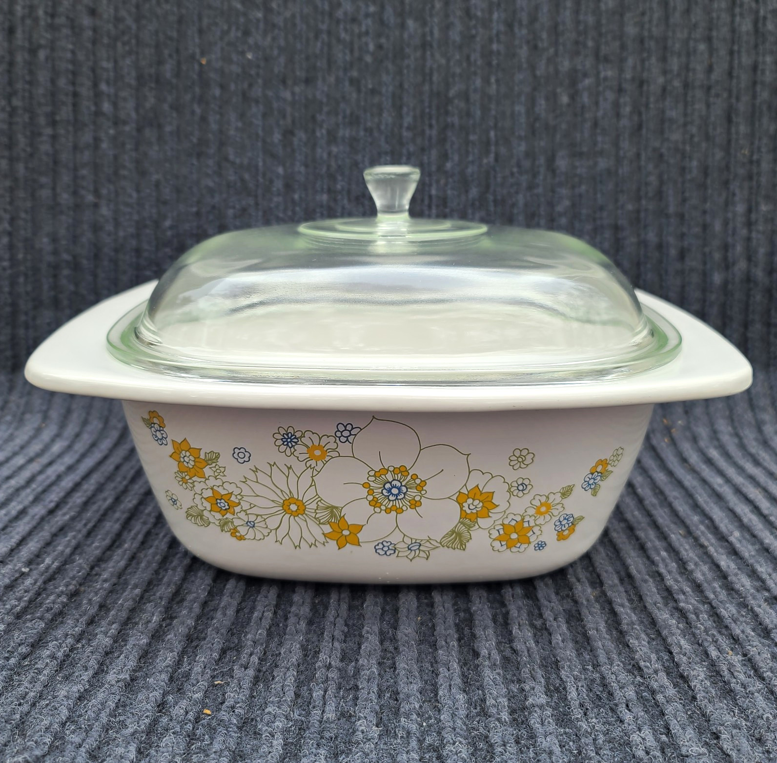 Corning Ware Floral Bouquet V3 4 Qt Dutch Oven P-34-B Pyrex P-12-C Lid Vintage