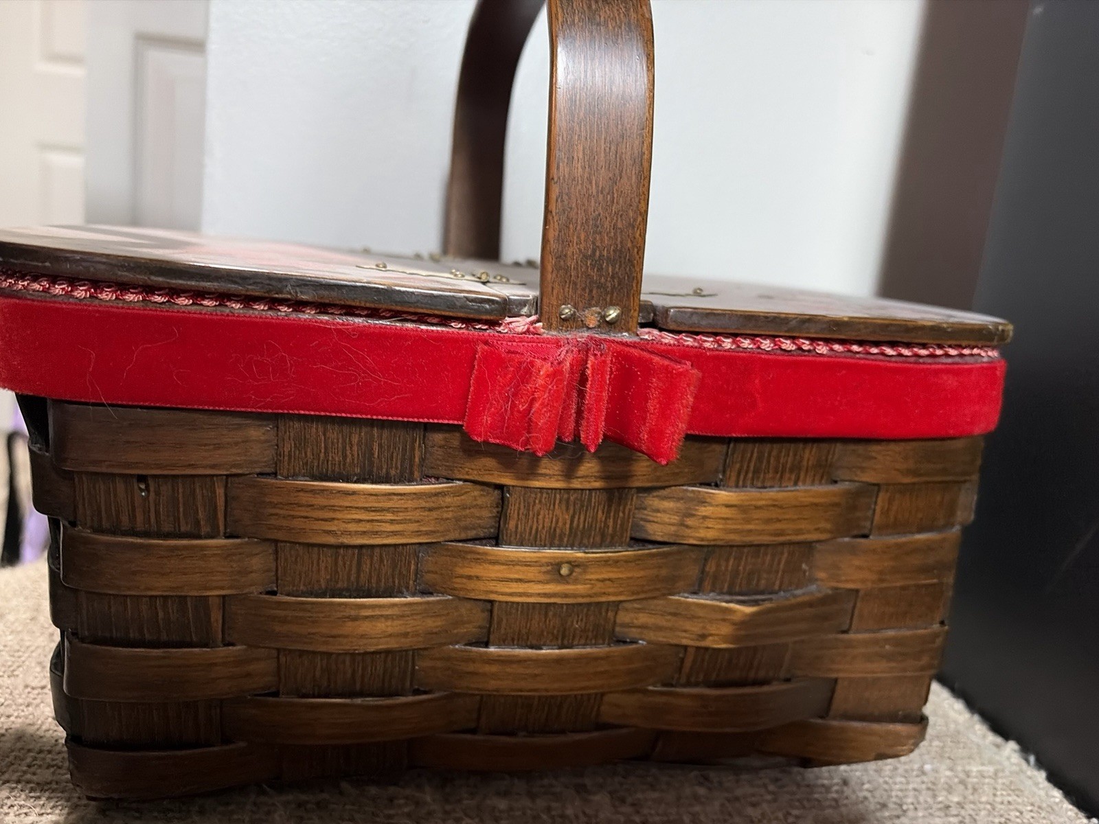 Vintage 1970s Wooden Handle Flower Picnic Basket Purse Wicker Hand Painted