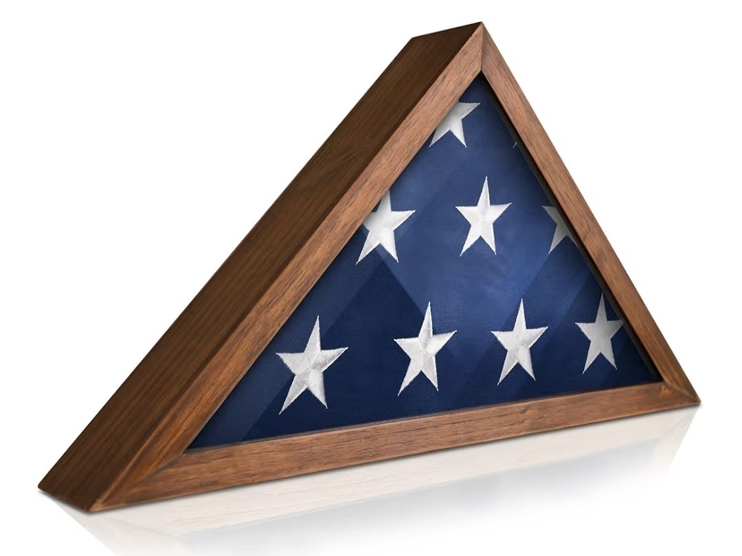 Folded Memorial Flag with Display Case American Us Flag with Veteran Burial Folded Memorial Flag with Display Case American Us Flag with Veteran Burial