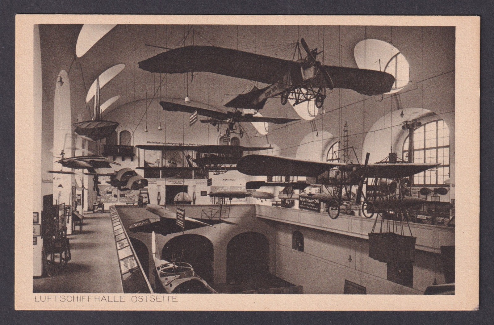 Vinatge postcard GERMANY, Munich, Airship Hall East Side in Museum