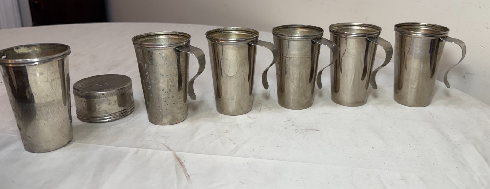 5 Vintage Landers Frary & Clark Universal Silver Plated Travel Nesting Camp Cups