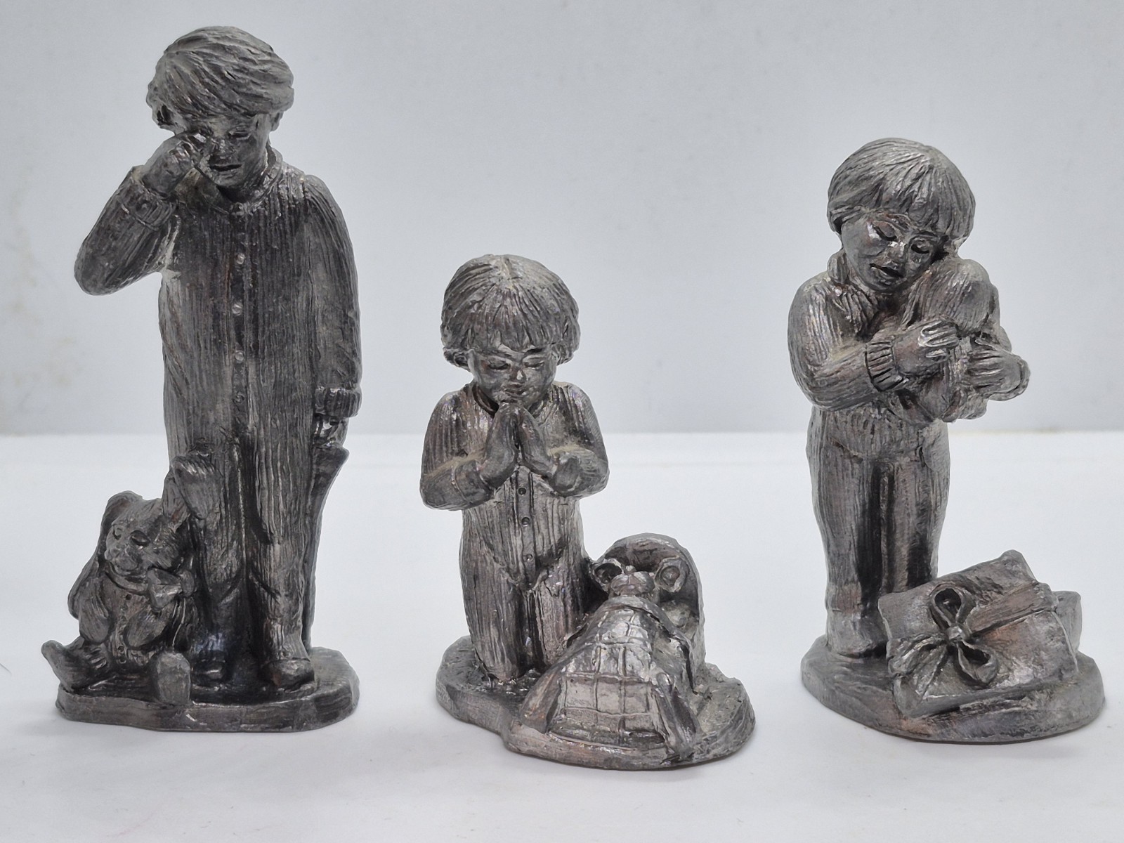 Lot of 3 Vintage Michael Ricker Pewter Figurines  Praying Boy Dog Mouse Gift EUC