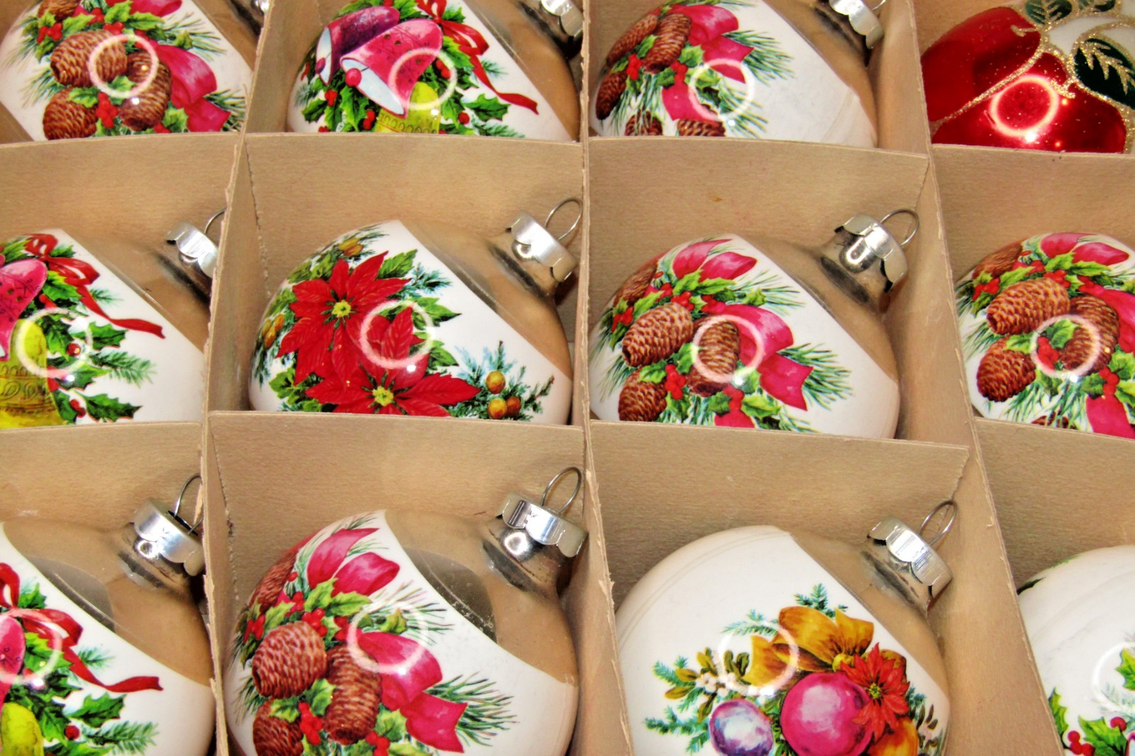 Lot VTG Glass POINSETTIA Flowers PINECONE Film BALL Christmas Ornaments USA