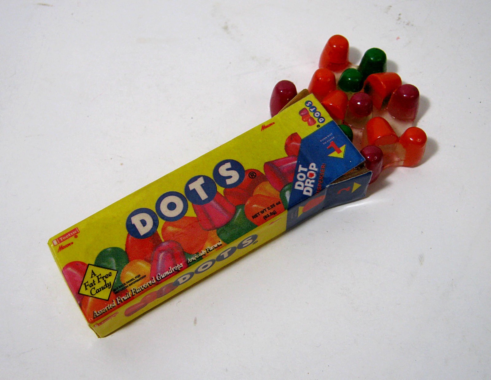 Vintage 1999 DOTS Candy Refrigerator Magnet Tootsie Roll Corp Advertising Vintage 1999 DOTS Candy Refrigerator Magnet Tootsie Roll Corp Advertising