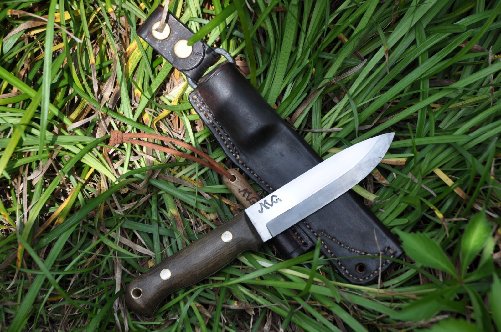 STRIKING MG Custom Knives MDL \