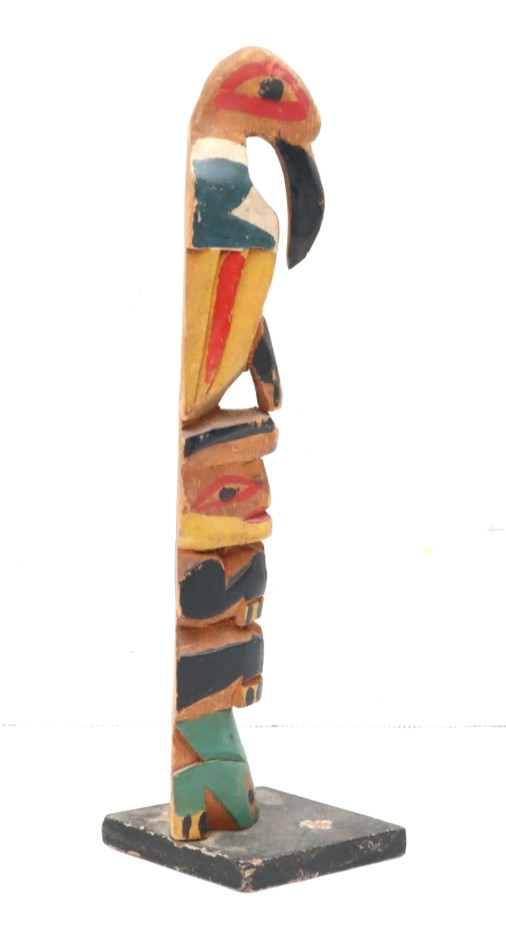 ATQ Northwest Coast Native American Hand Carved Wood Totem Pole 10.5