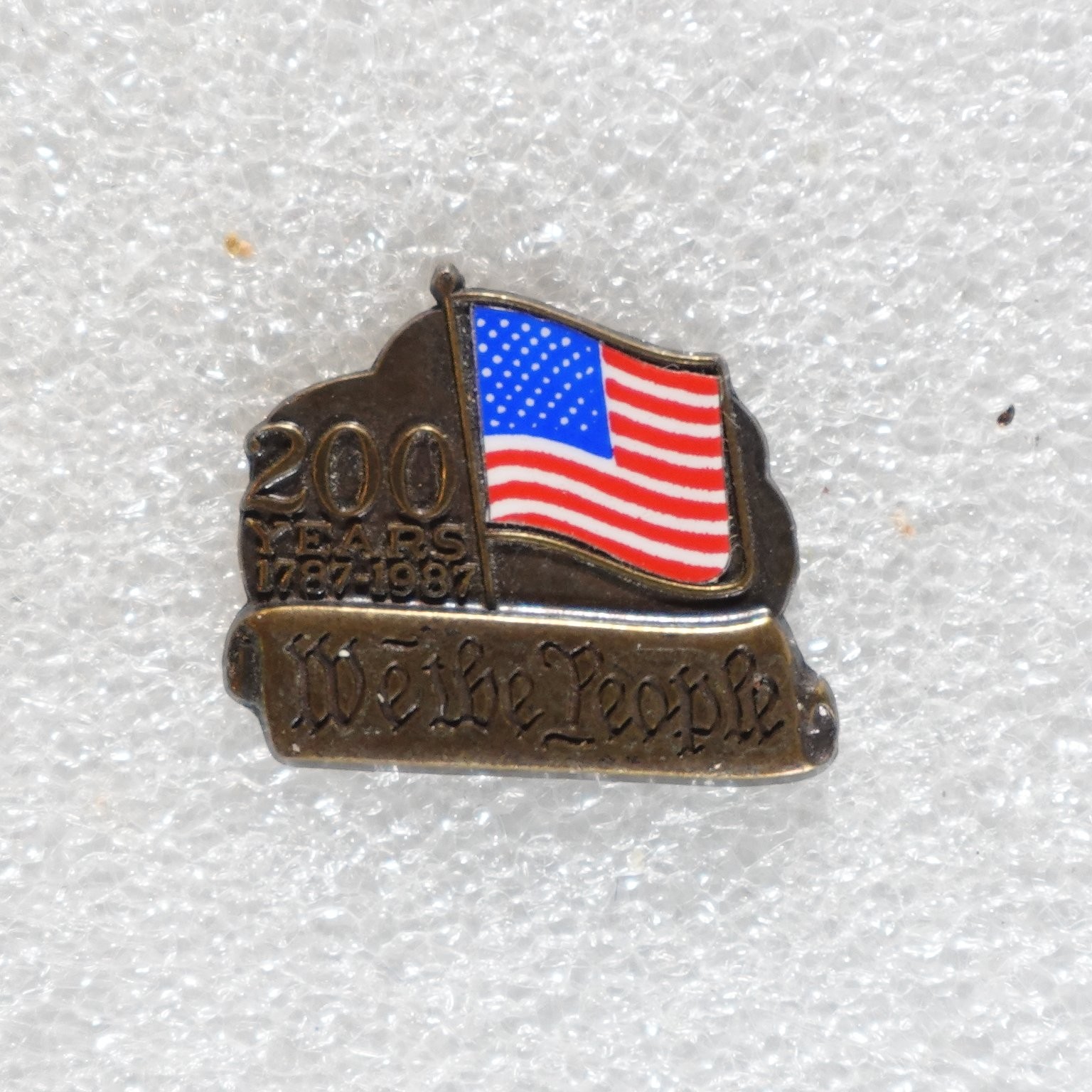 1987 US Constitution Bicentennial Pin 