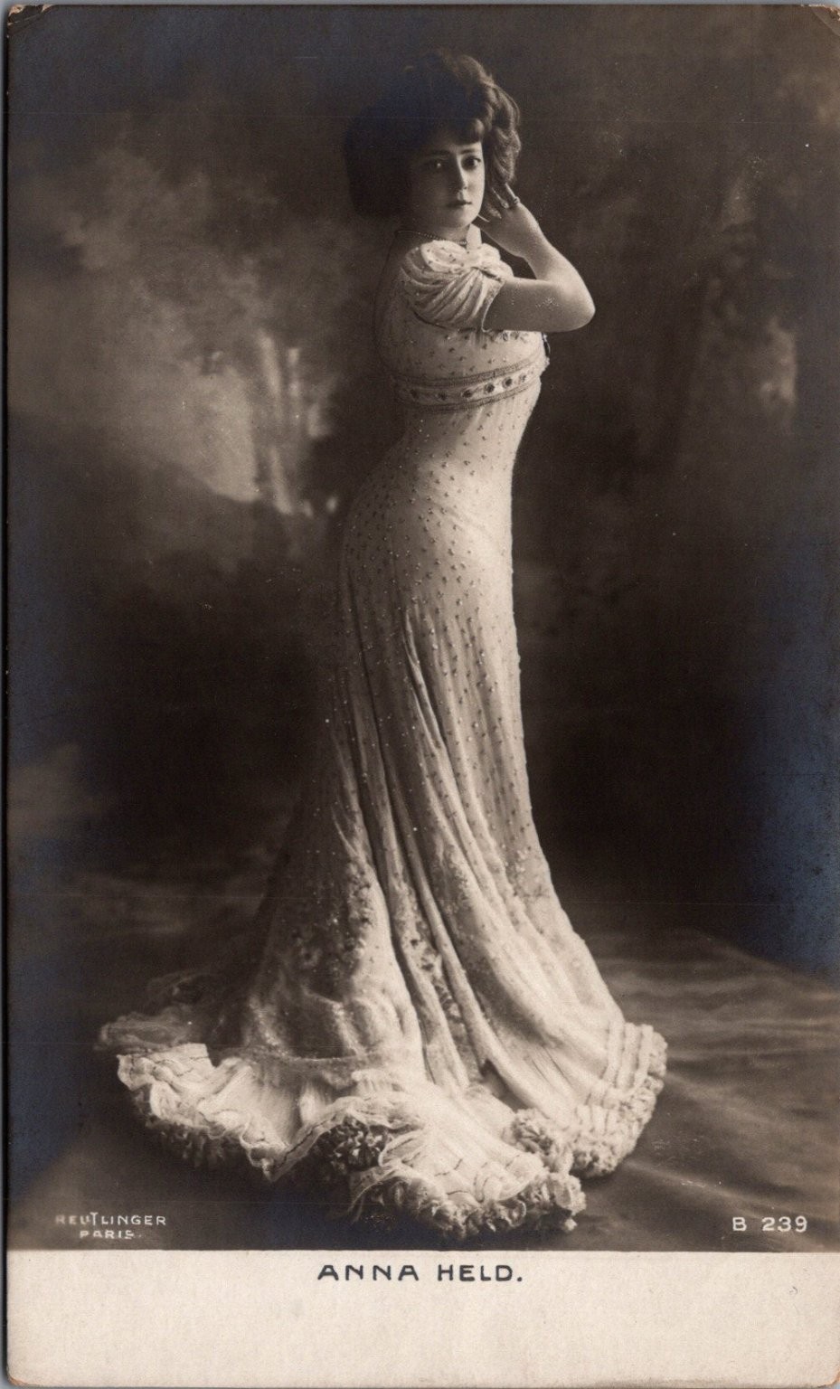 Anna Held Reutlinger Paris RPPC Edwardian Actress Rotograph Postcard B 239