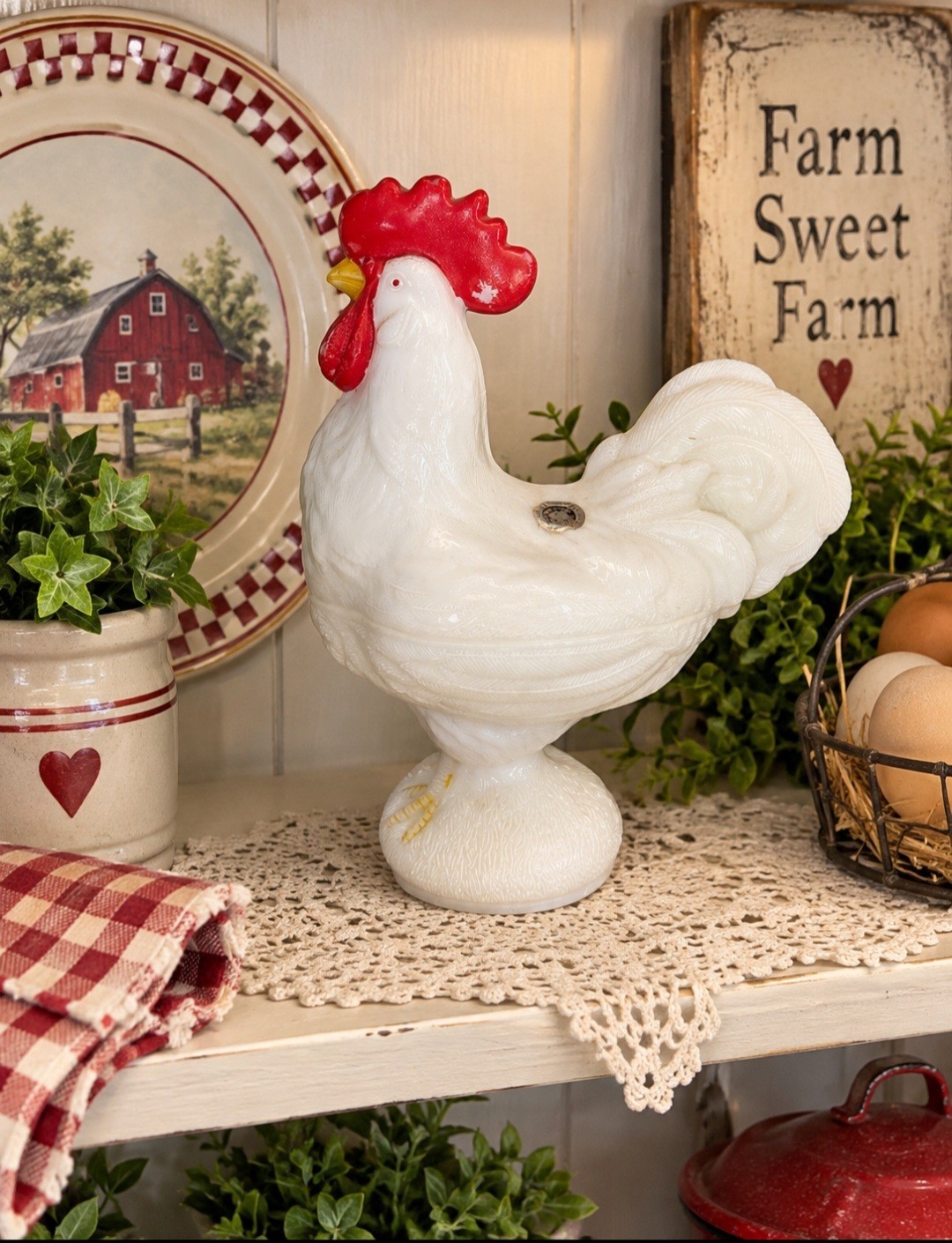 Vintage Westmoreland Milk Glass Rooster Candy Dish w/Sticker Vintage Westmoreland Milk Glass Rooster Candy Dish w/Sticker