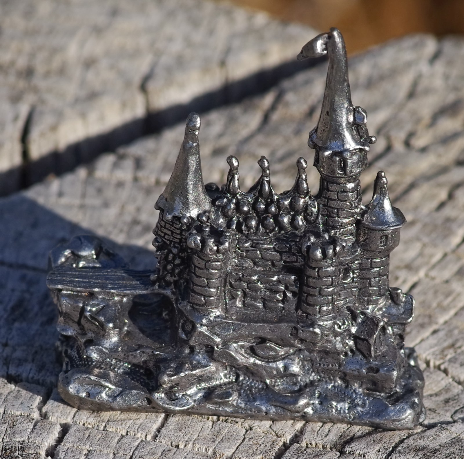 VINTAGE Wanda Scruby Pewter Castle Figurine Made in California USA 1980's RARE