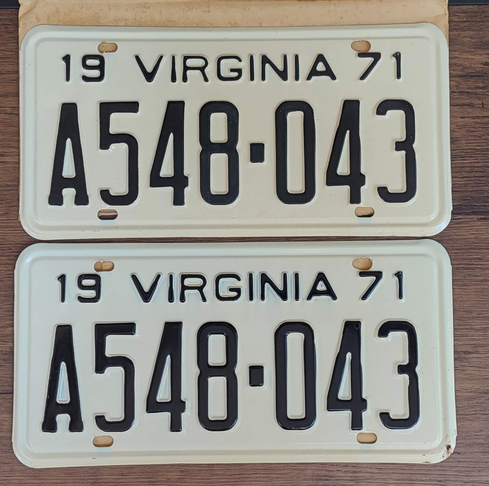 1971 Virginia License Plate Tag Pair  #A548-043  **Edge Rust, Unused**