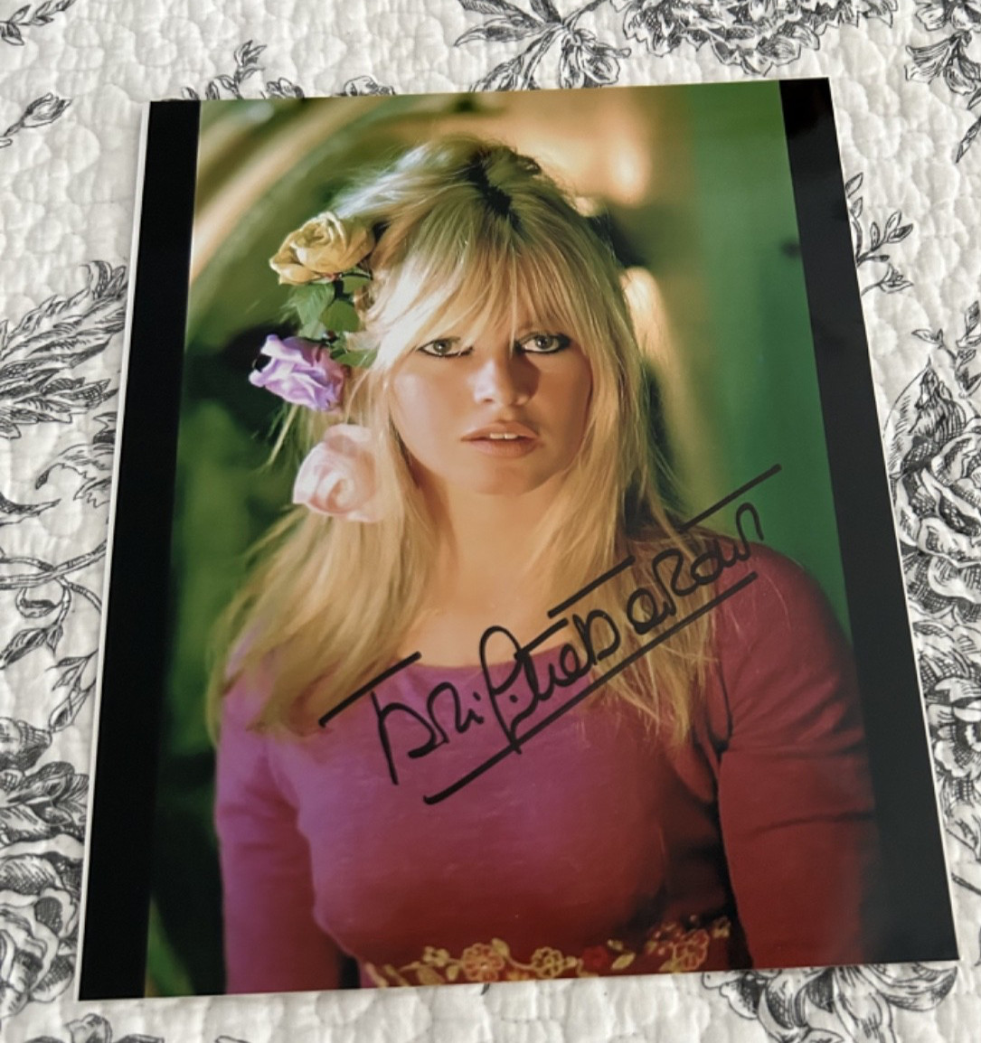 BRIGITTE BARDOT SIGNED AUTOGRAPHED 8X10 PHOTO AUTHENTIC TTM FRANCE #2. 8X10