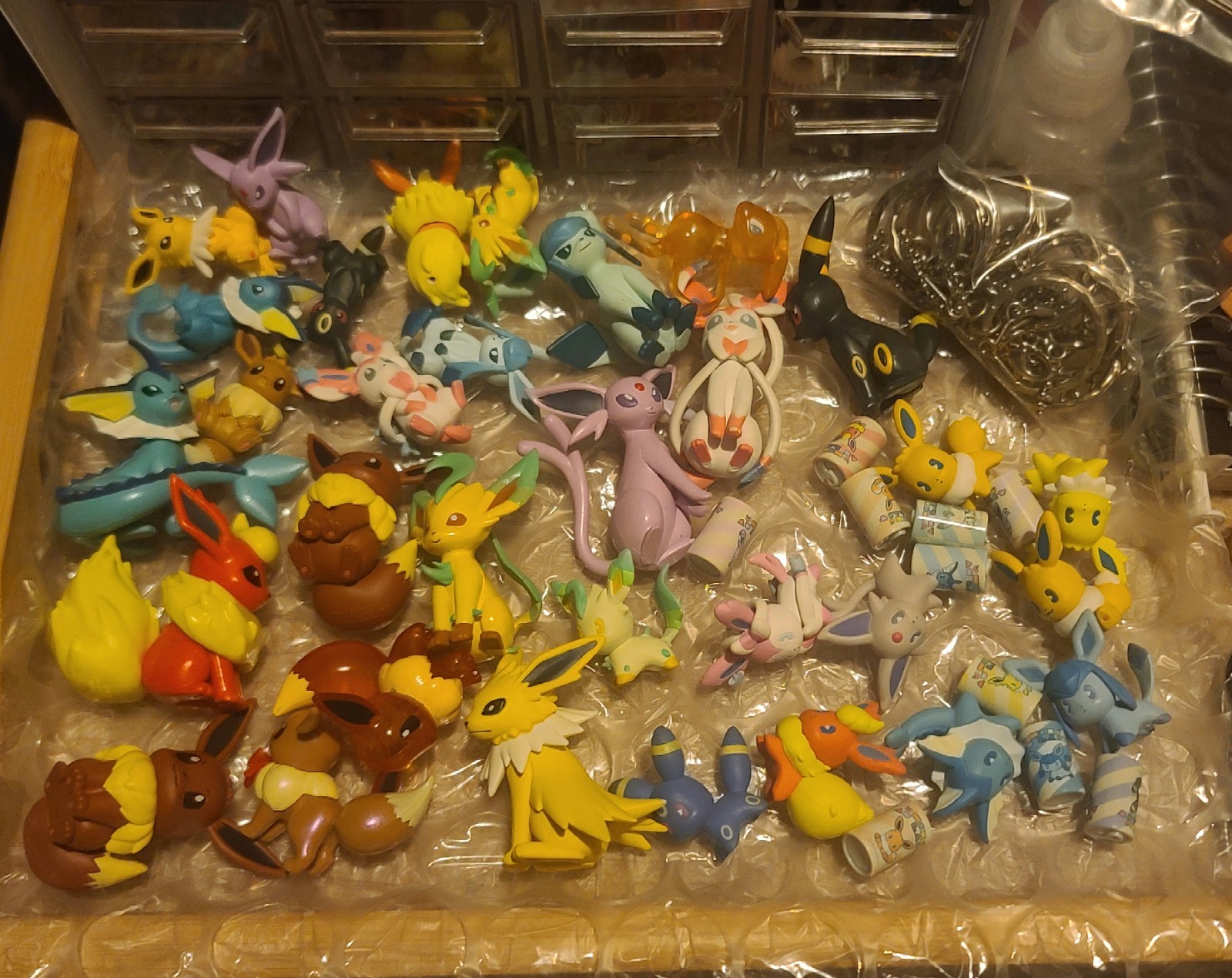 Pokemon Center Gacha Mix Au Lait Figure Japan 2013 UFO Keychains Eevee Tomy
