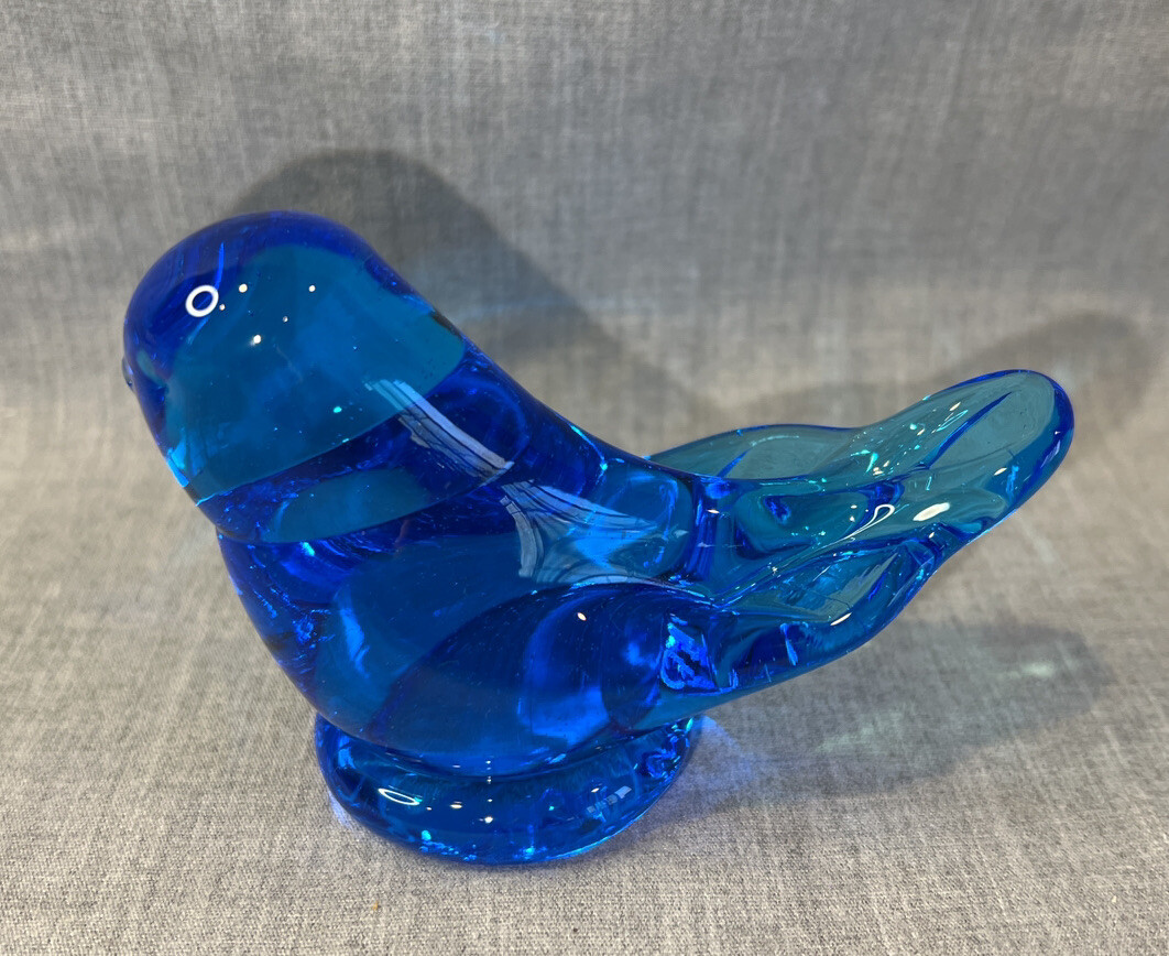 VINTAGE LEO WARD 1994 BLUEBIRD OF HAPPINESS PAPERWEIGHT FIGURINE SIGNED