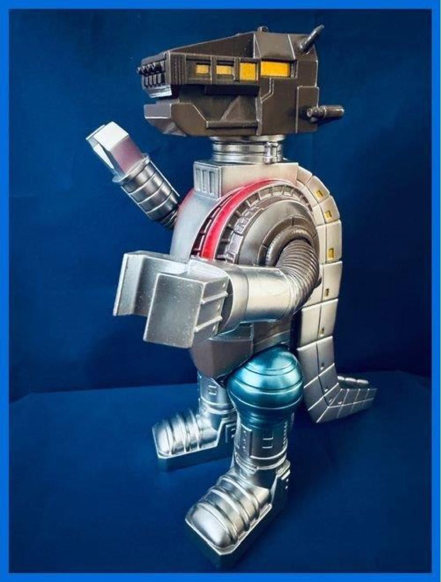 Sakura Toys Y MSF Ultraman 80 Mechagiras