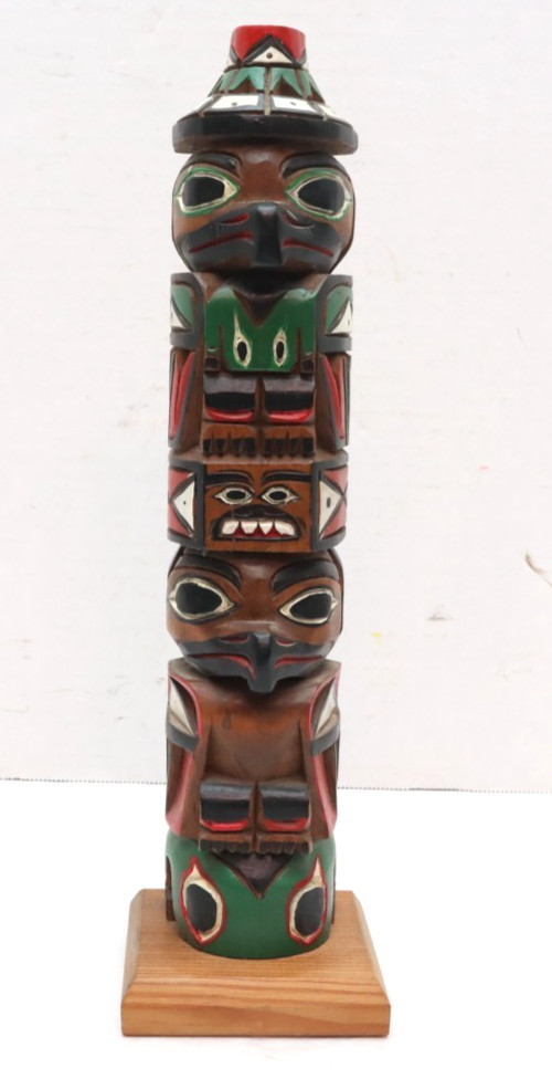 VTG Northwest Coast Carved Totem Pole Signed Barb Williams 13