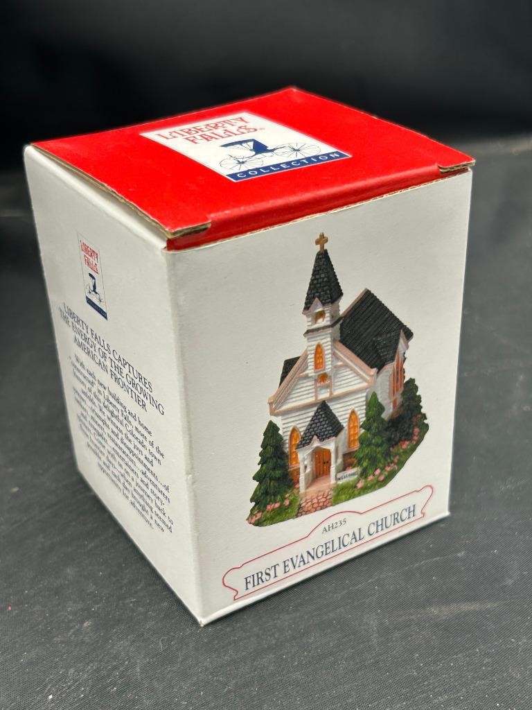 † - LIBERTY FALLS Collection - First Evangelical Church - (AH235)