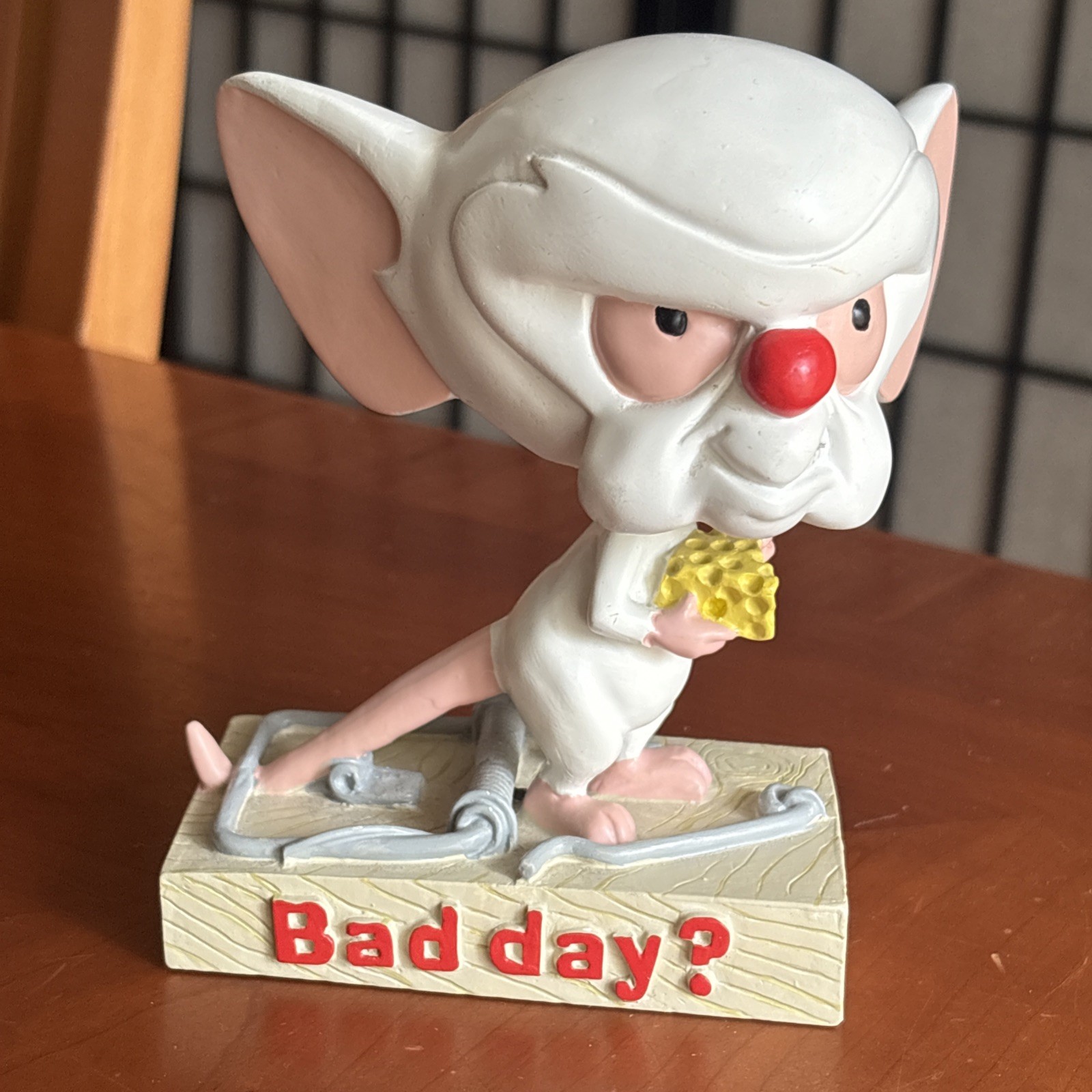 Pinky and The Brain - BRAIN Bobble Head 1997 Warner Bros Store Exclusive Nodder Pinky and The Brain - BRAIN Bobble Head 1997 Warner Bros Store Exclusive Nodder