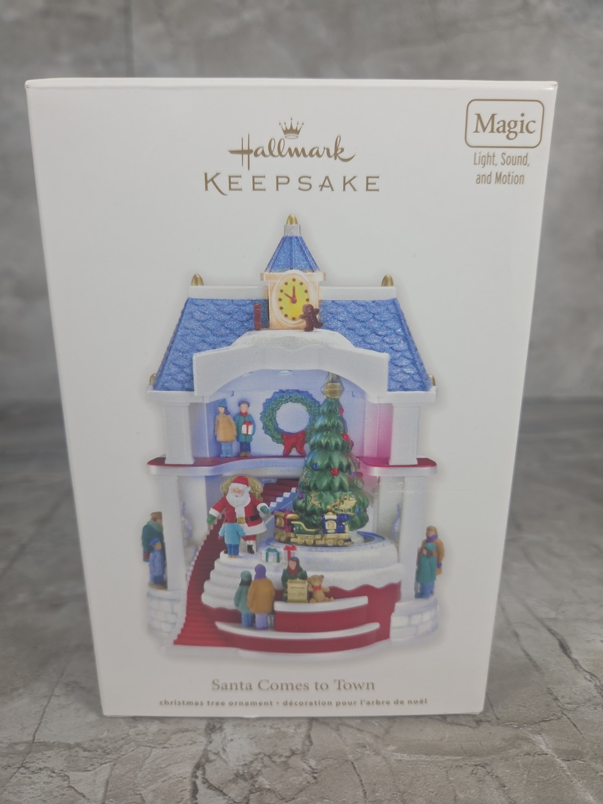 2011 Hallmark Keepsake Santa Comes to Town Magic Ornament Light Sound Motion