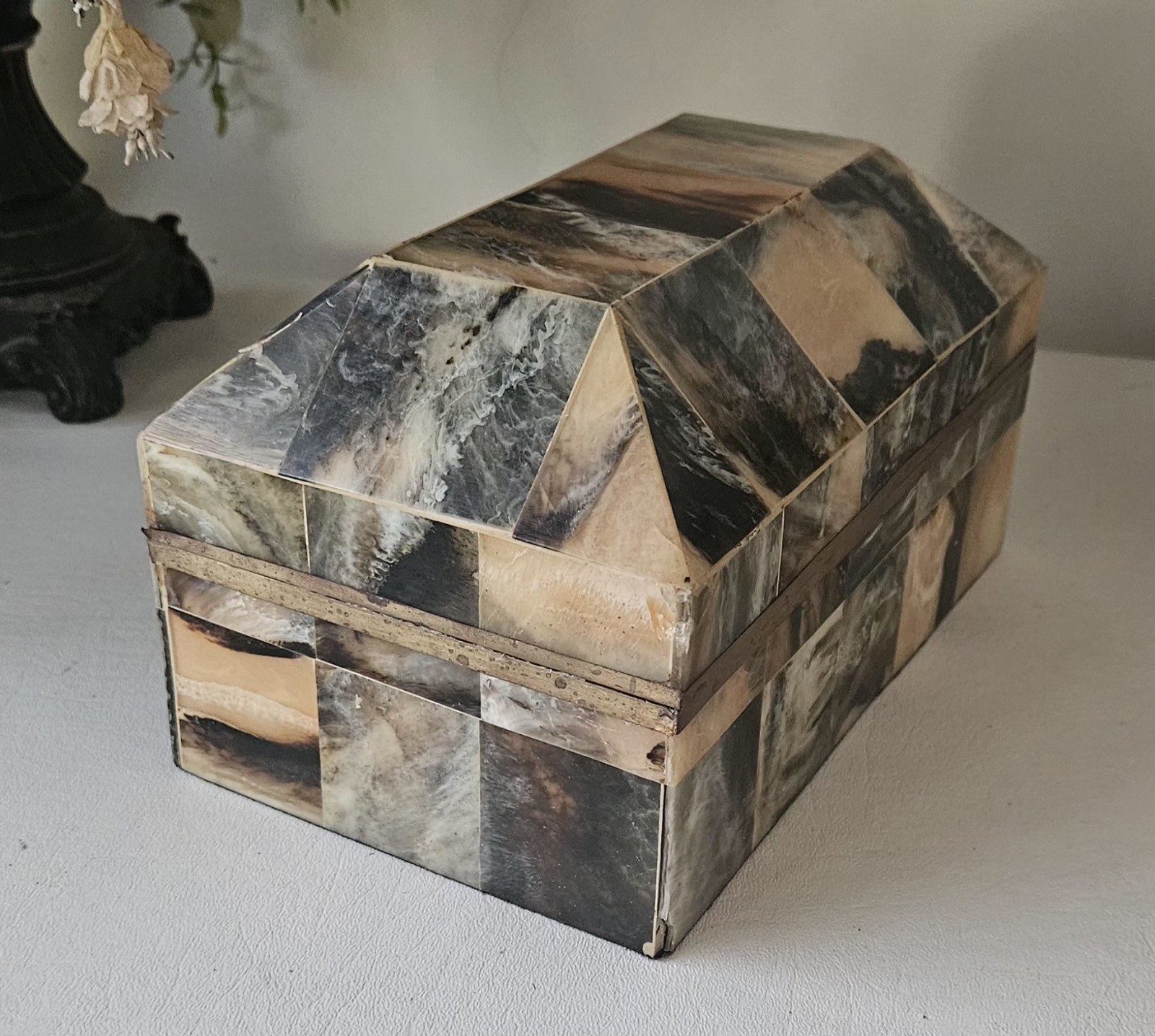 Vintage Tessellated Horn Trinket Box With Brass Trim Vintage Tessellated Horn Trinket Box With Brass Trim