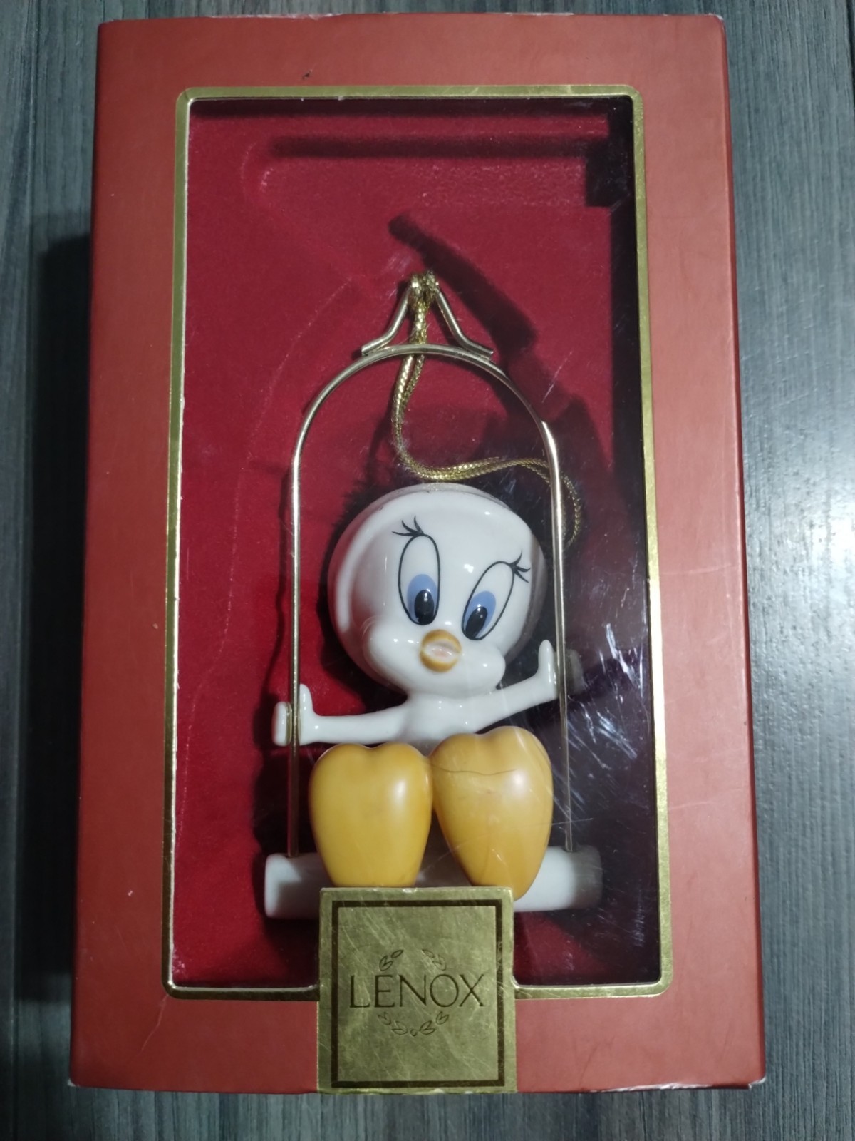 Lenox Looney Tunes Classic Collection Tweety Swings Into Christmas