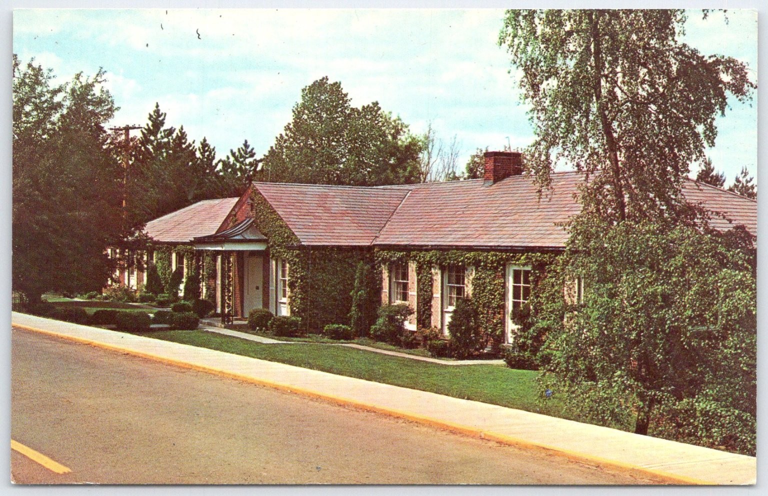Denison University American Commons Club House Granville Ohio Postcard 1967 Denison University American Commons Club House Granville Ohio Postcard 1967