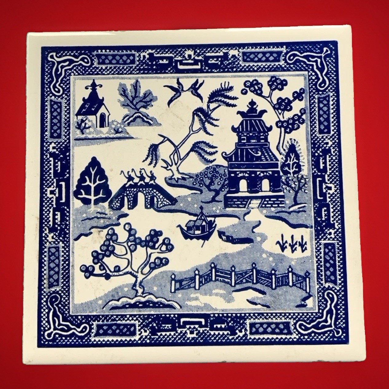 Vintage Blue Willow Pattern Trivet By Soriano Ceramics 6\ Vintage Blue Willow Pattern Trivet By Soriano Ceramics 6\