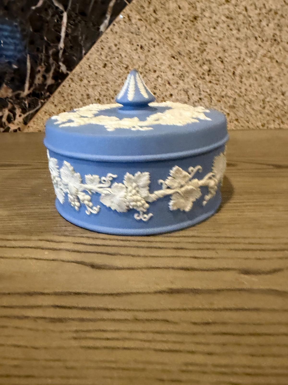 Vintage Wedgwood Jasperware Blue Lidded Trinket Box Embossed Grapevine 4\