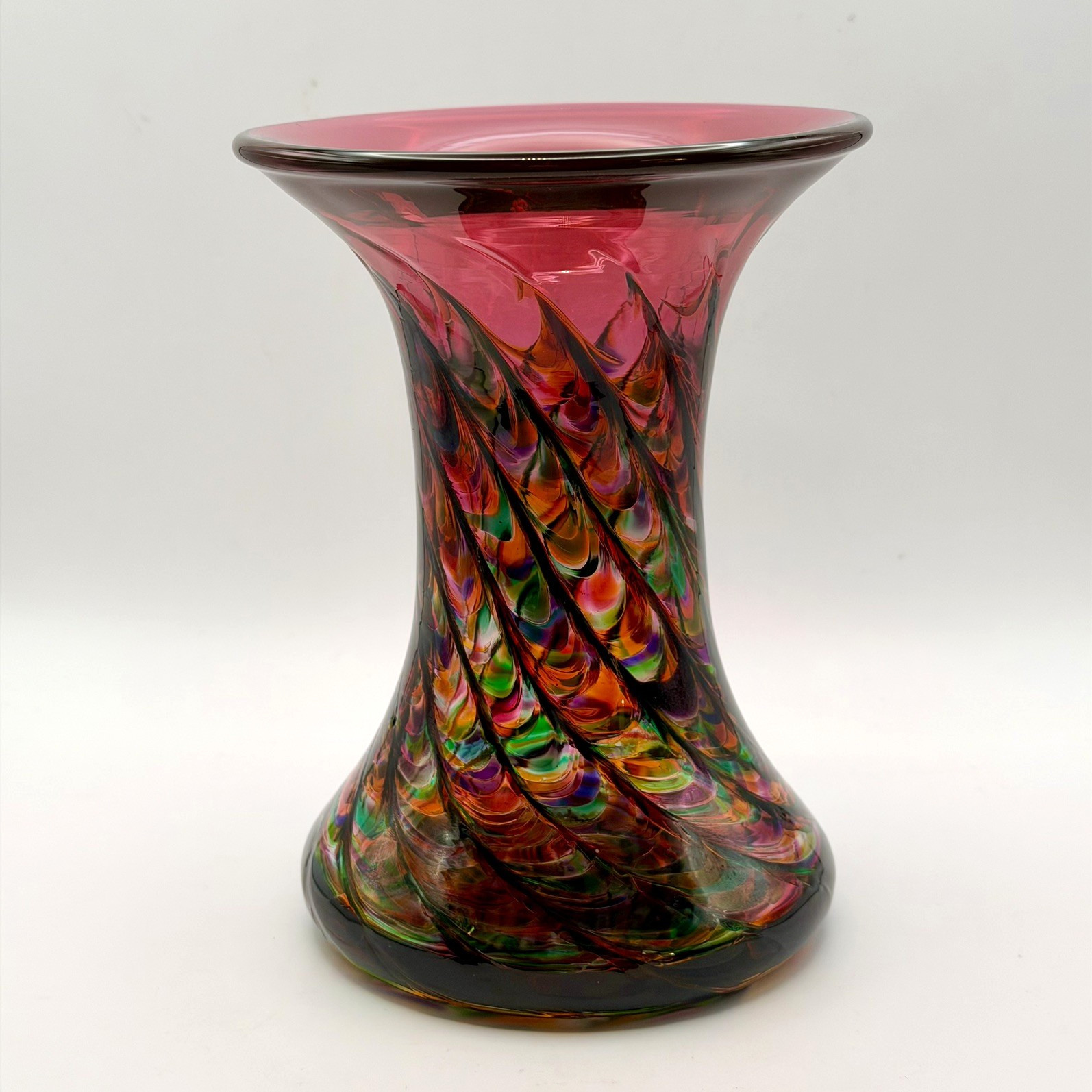 Michael Trimpol Art Glass Cranberry Optic Rib twist Rainbow Hourglass Vase 6.5\