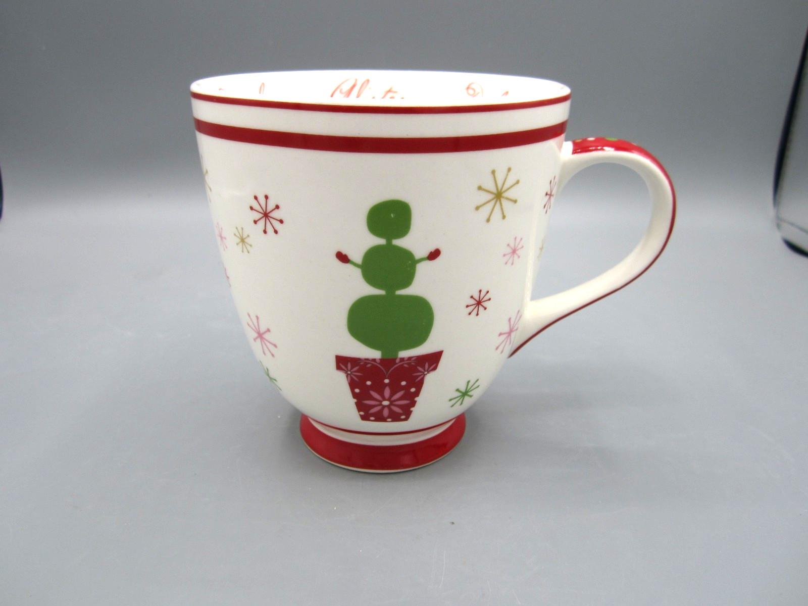 Starbucks Holiday 2006 Snowman Green Topiary Design Coffee Tea Mug 16 oz (739) Starbucks Holiday 2006 Snowman Green Topiary Design Coffee Tea Mug 16 oz (739)
