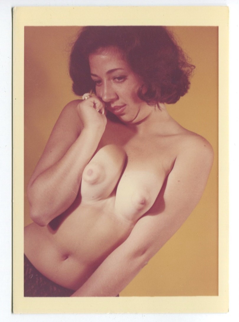 Shy Female Great Cleavage Huge Breasts 1950 Original Nude Color Photo  B6373