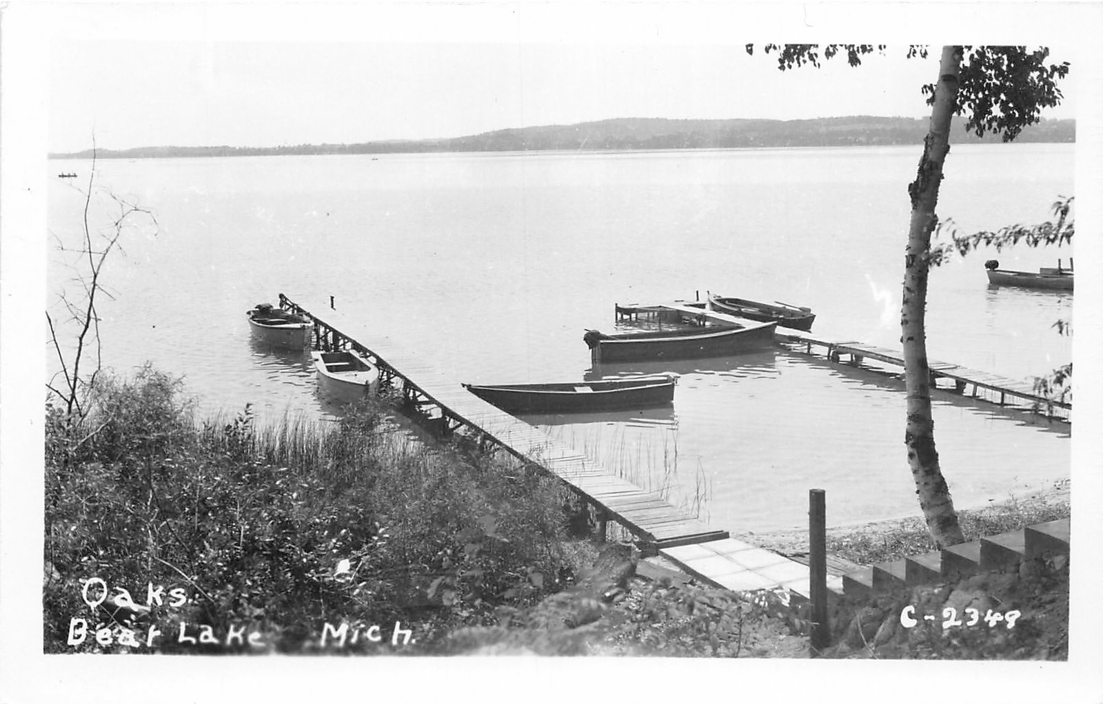 J10/ Bear Lake Michigan RPPC Postcard c1940s Oaks Resort Boat Dock 66