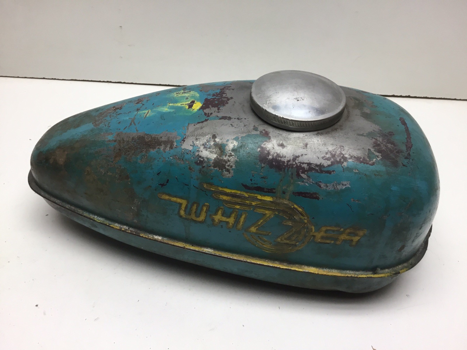 Vintage Whizzer Motorbike Fuel Gas Tank J Model Bike Vintage Whizzer Motorbike Fuel Gas Tank J Model Bike