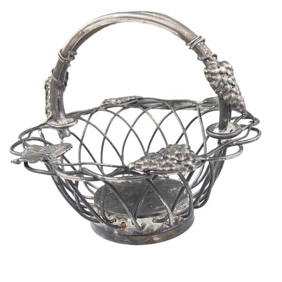 Studio Silver Smiths Vintage Silver Plated Fruit Basket Bowl With Handle