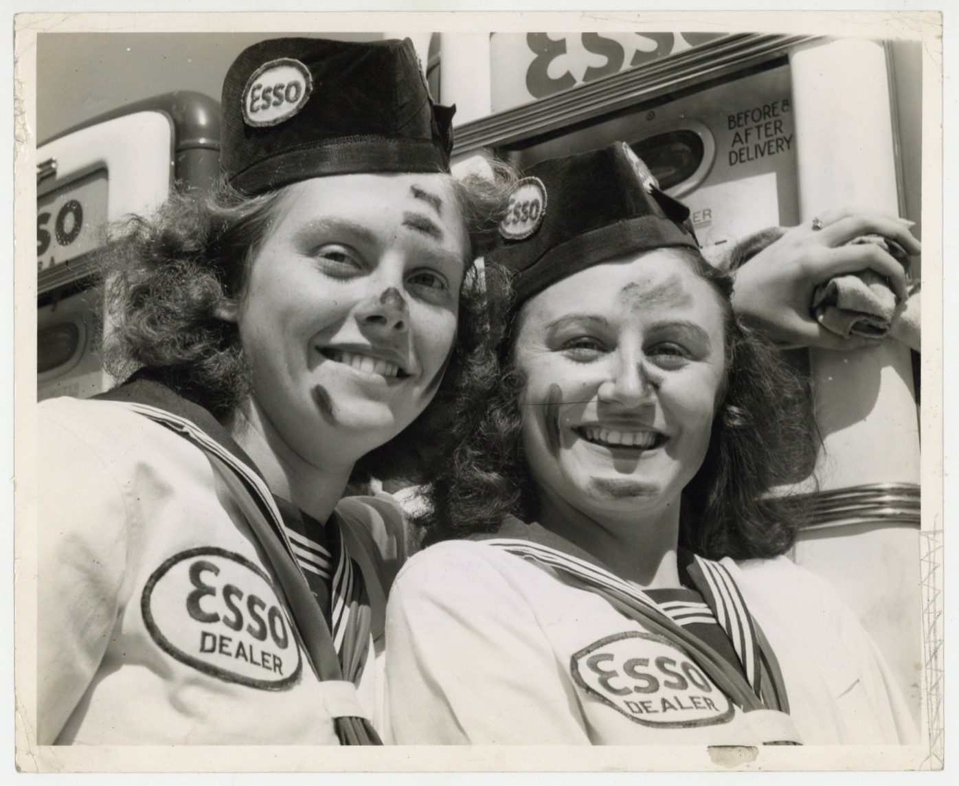 Female Pioneers 1941 Women Esso Gas Station Attendants Pumper WWII Photo J15519 Female Pioneers 1941 Women Esso Gas Station Attendants Pumper WWII Photo J15519