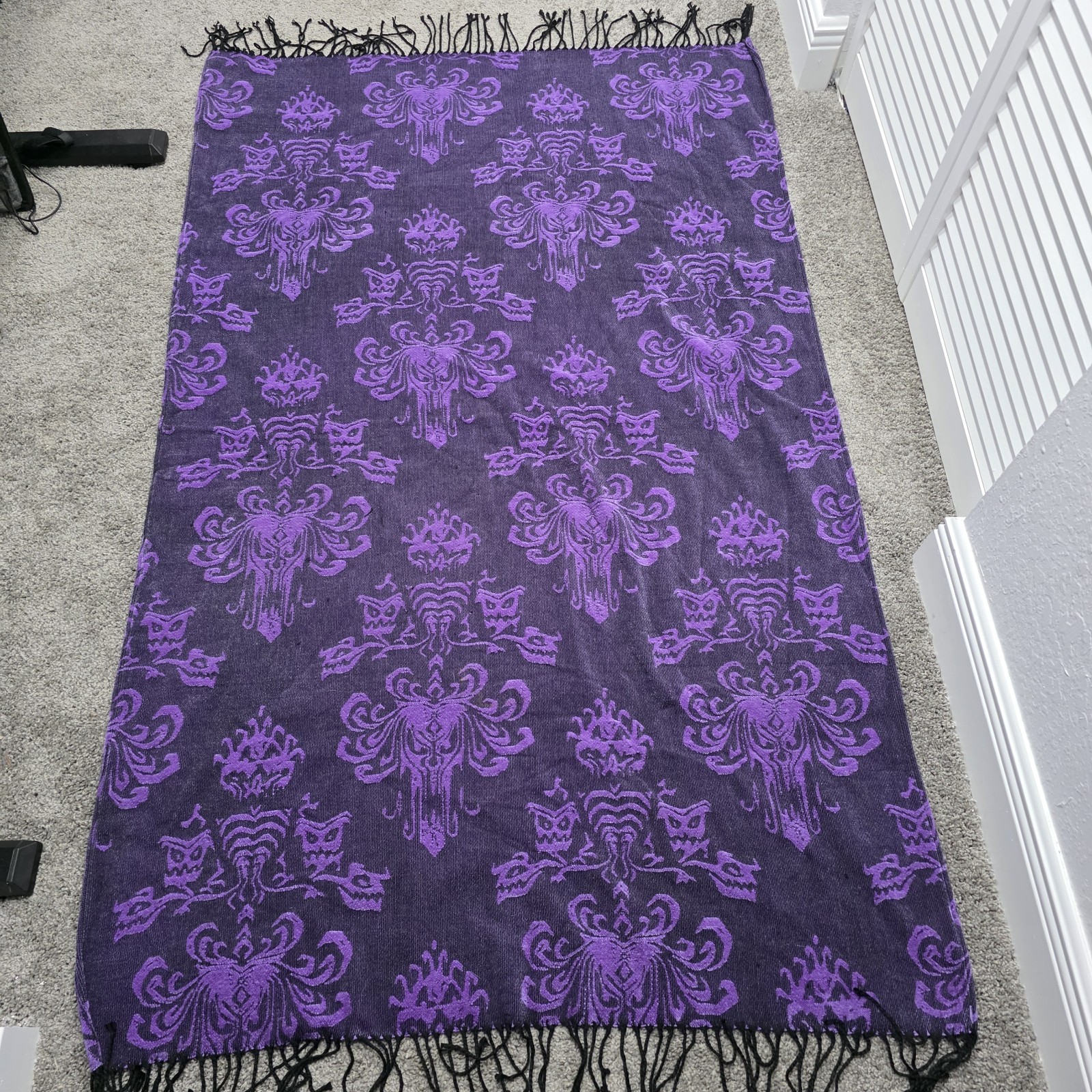 Vintage Disney Parks Haunted Mansion Wallpaper Purple Throw Blanket 61”x39”