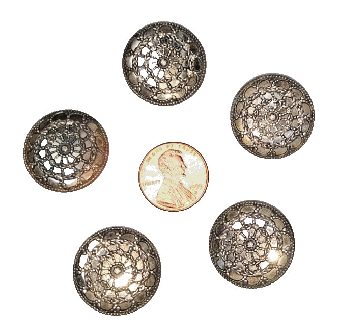 Vintage Metal  Buttons Intricate Filigree Garland Metal Filigree  Set of Five