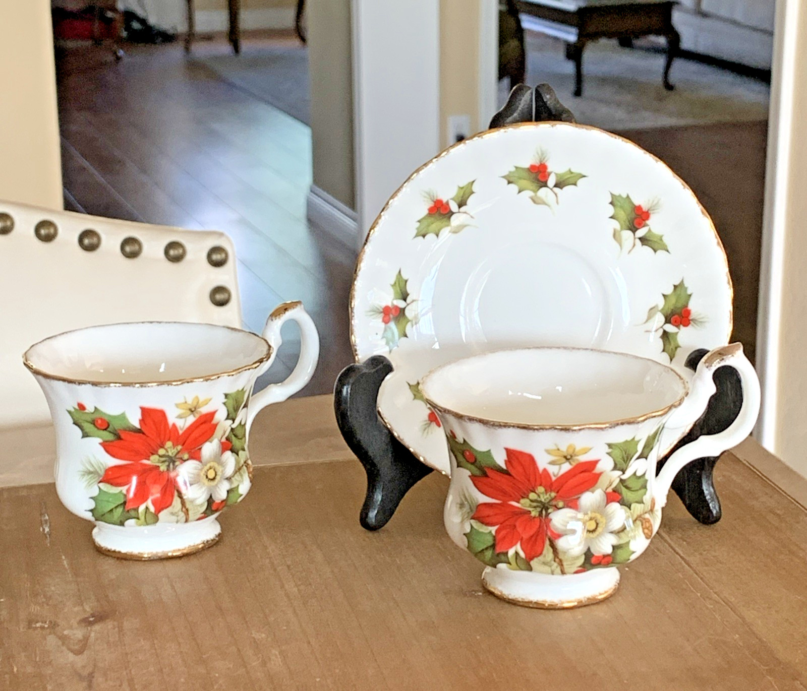 Vintage FLAMBRO Christmas Rose Bone China Teacups and Saucer