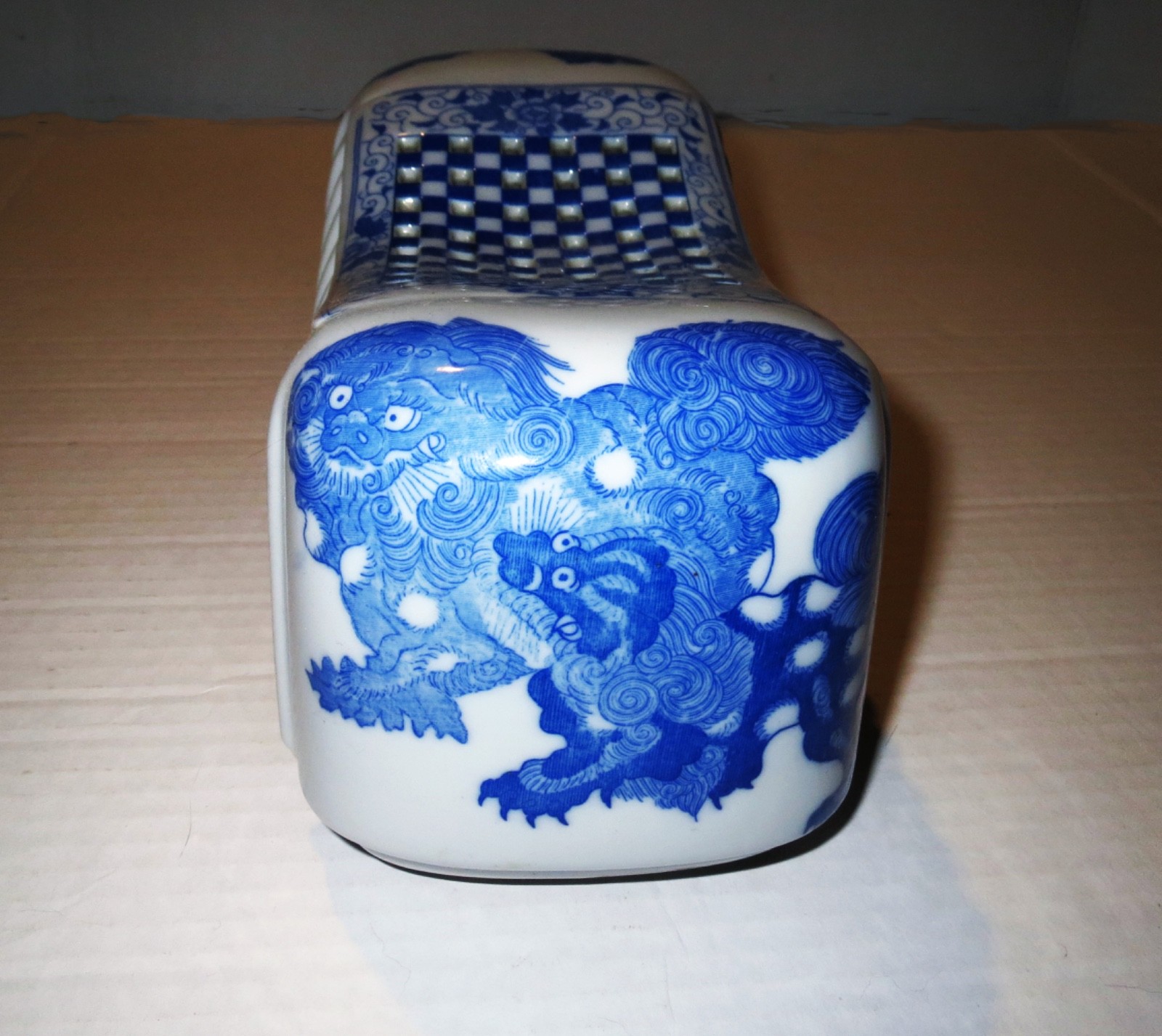 Exquisite Antique Chinese PORCELAIN PILLOW - FEROCIOUS LIONS - SIGNED